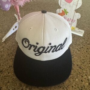 Hat. Original brand krew.SnapBack black and white.